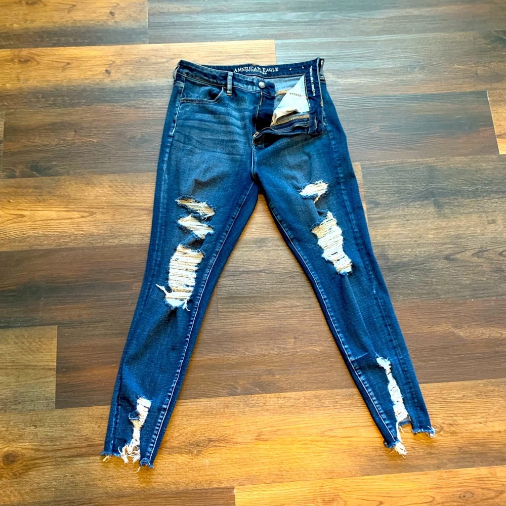 AMERICAN EAGLE OUTFITTERS Super Hi-Rise Jegging